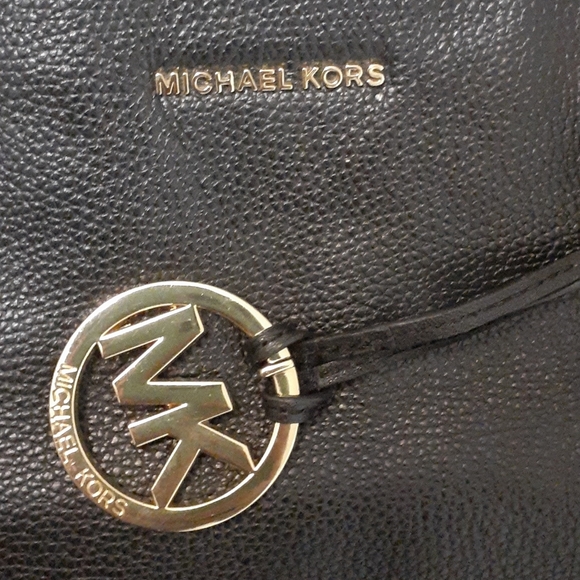Michael Kors black leather hand bag - Picture 10 of 10